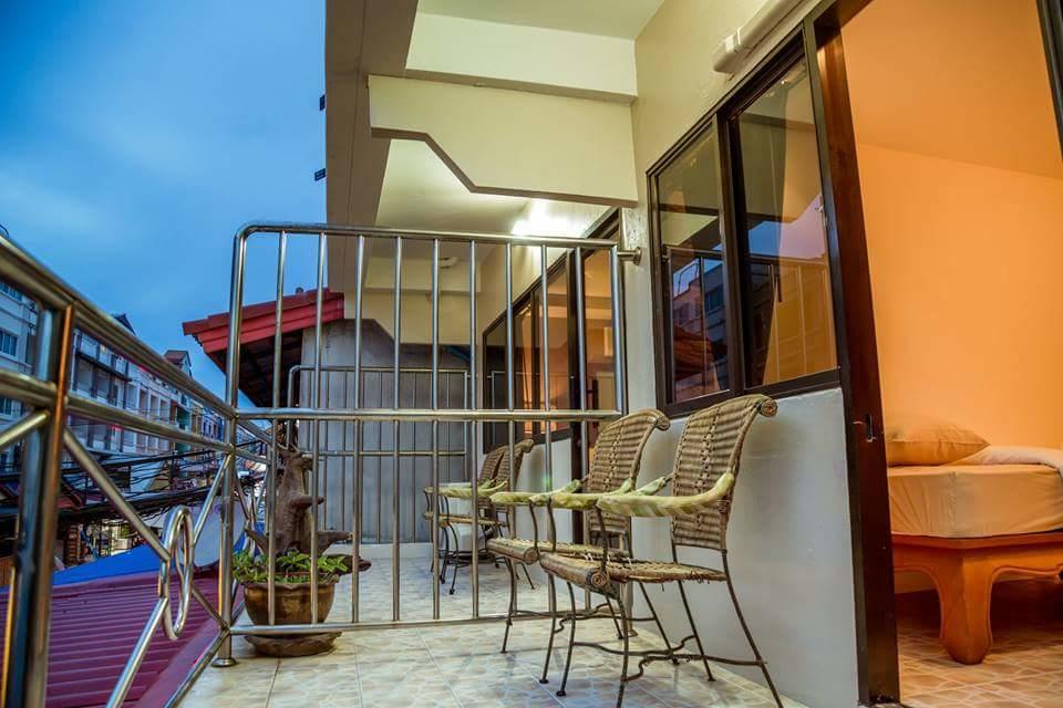 Avenue Beach Hotel Jomtien Beach Extérieur photo